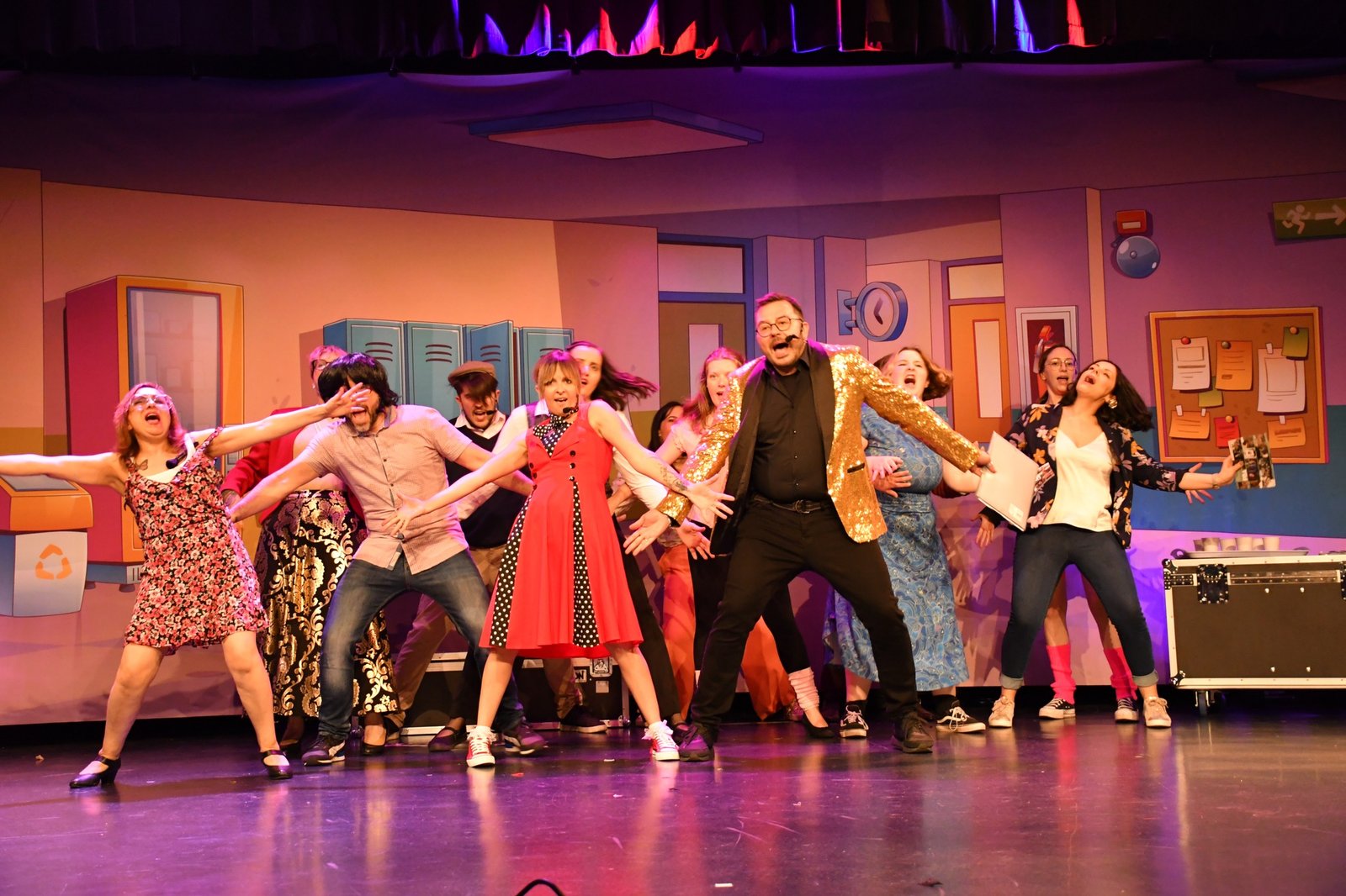 Groupe de danse en pleine énergie